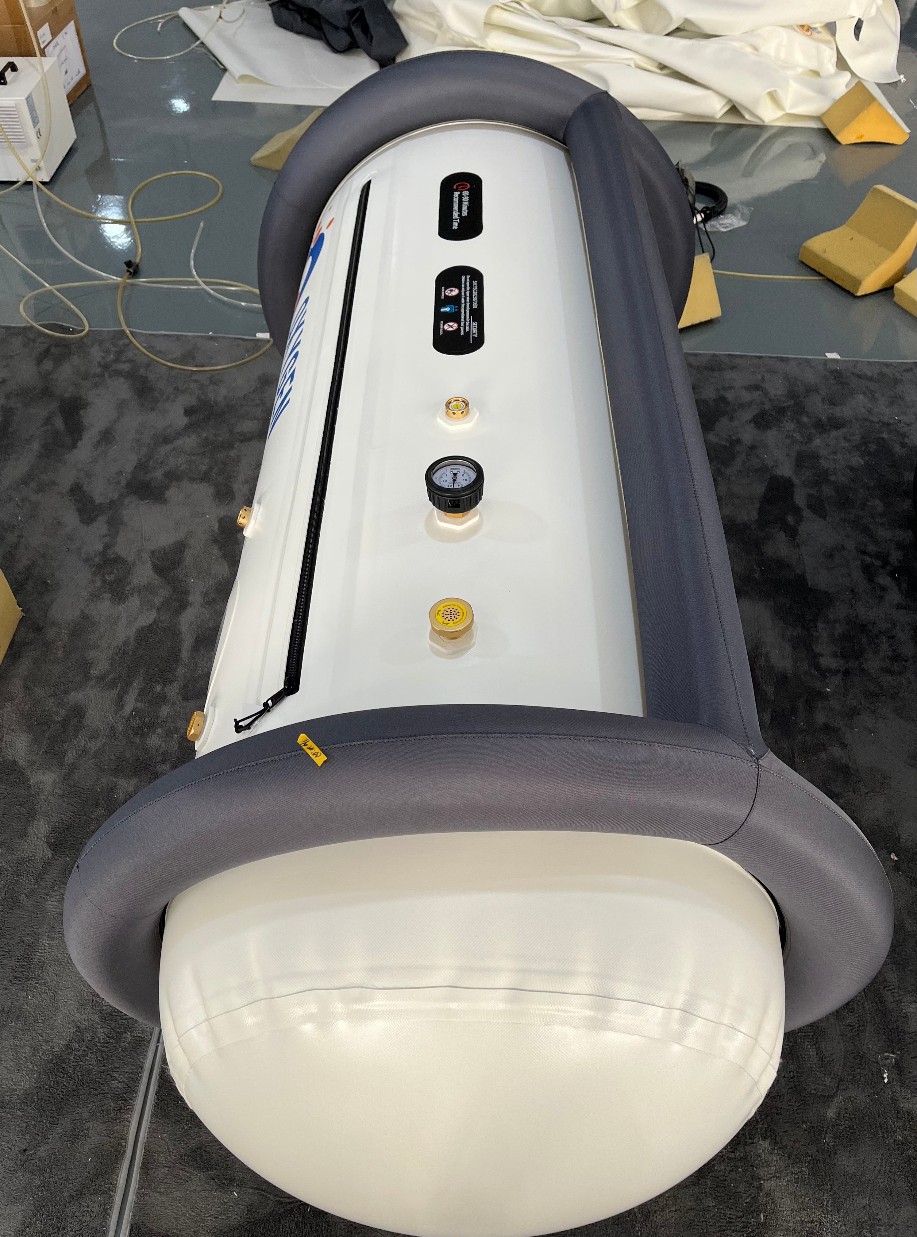 Oxygen Times Oxygen Chamber Cabin, Supine Lying Chamber, Hyperbaric Oxygen Chamber